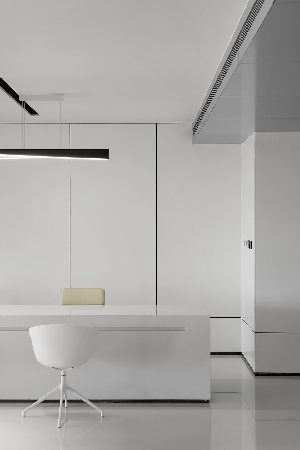 鈦銀氧化鋁為空調增添一抹亮色